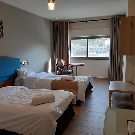 Layaali Amman Airport Pickup Hostel Kültér fotó