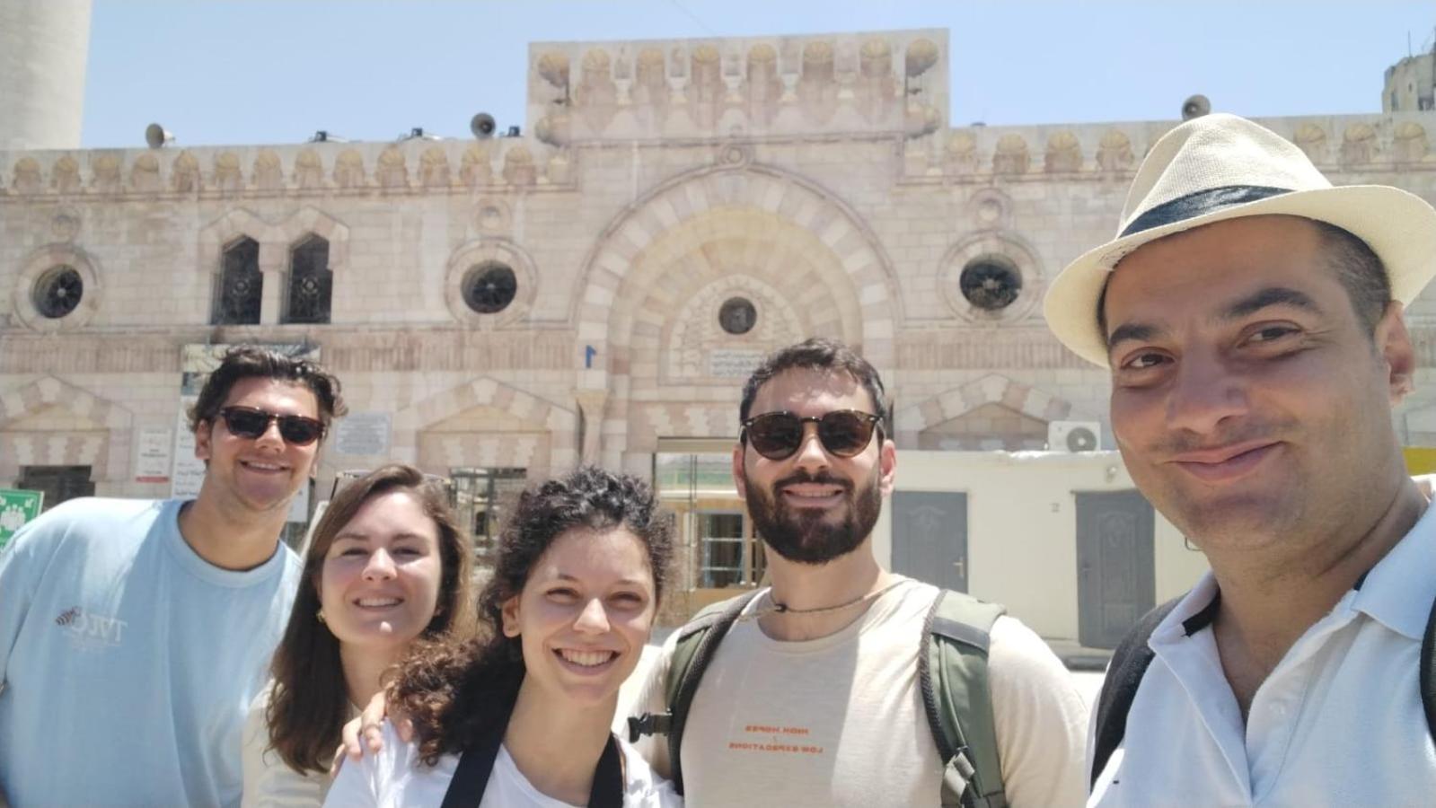 Layaali Amman Airport Pickup Hostel Kültér fotó